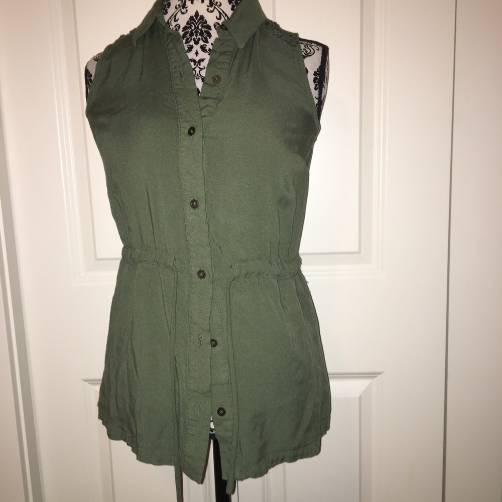 Xhilaration Army Green Button Down Tank